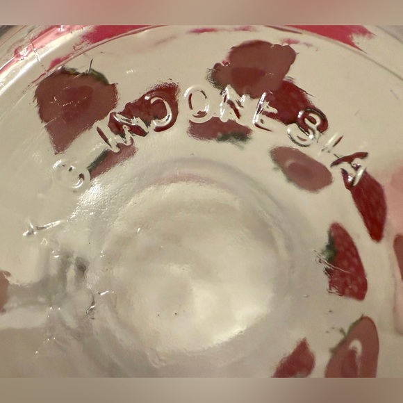 Vintage Strawberry Glass Pitcher – KIG Indonesia - Picture 4 of 4